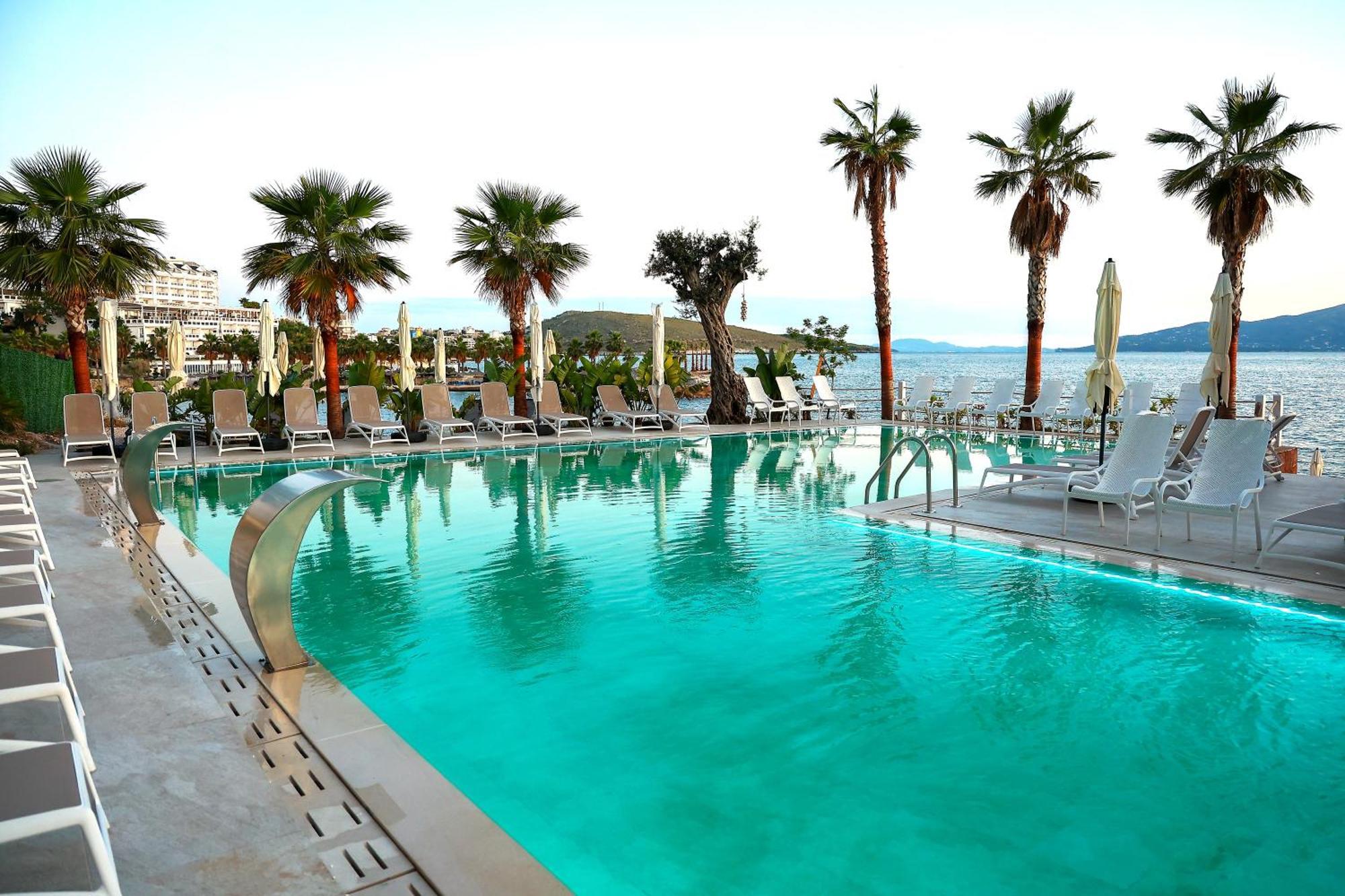 Joelle Premium Hotel Саранде Екстериор снимка